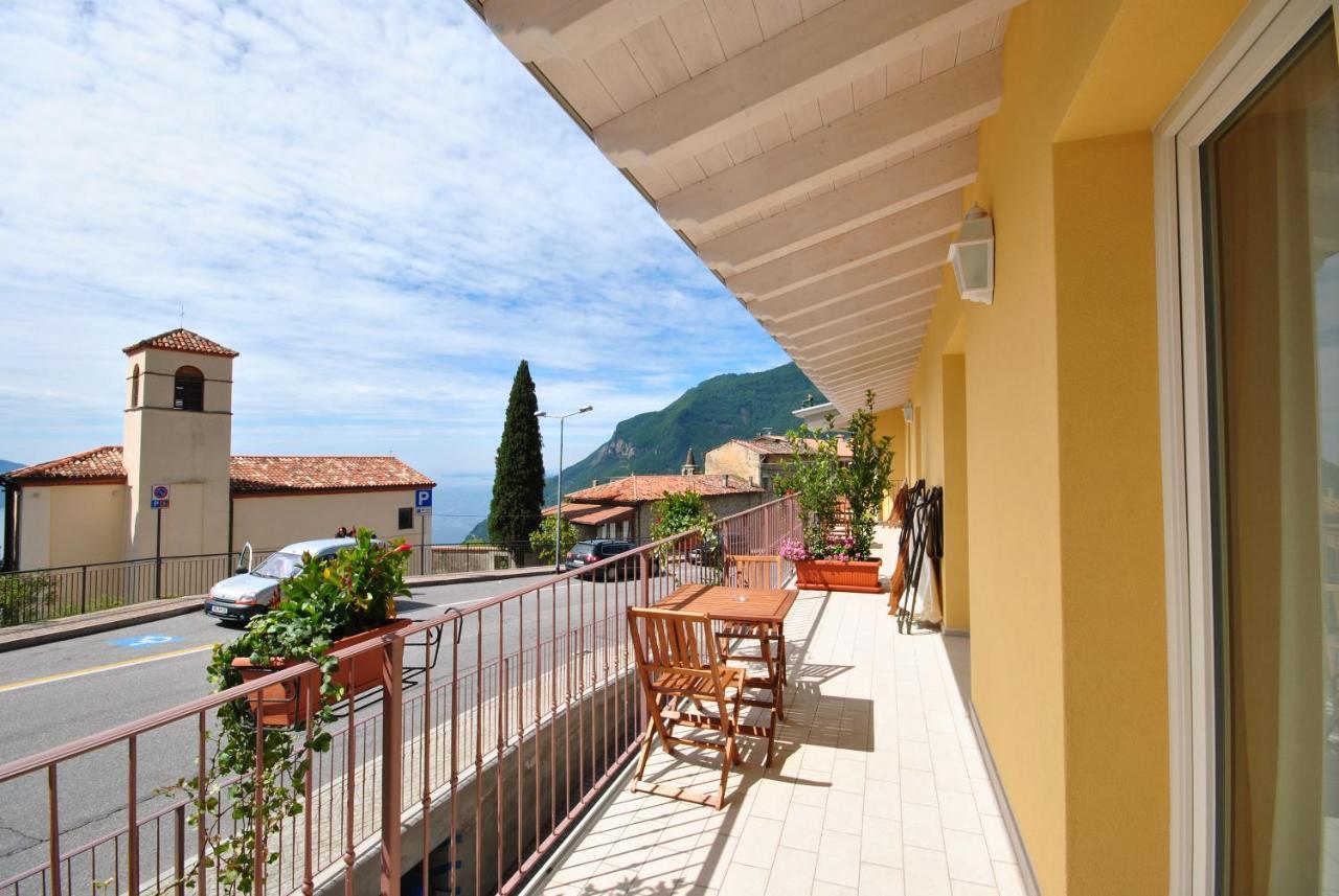 Appartamenti San Pietro - Hotel Gallo Tignale Kültér fotó